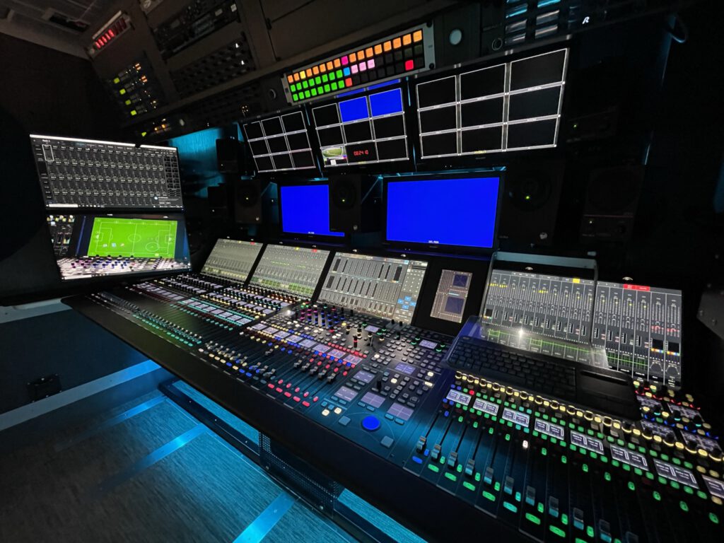 Studio Berlin OB10 audio control room